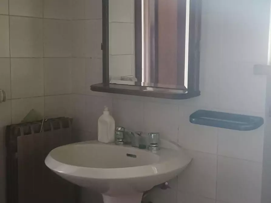 Immagine 12 di Appartamento in vendita  a Viareggio