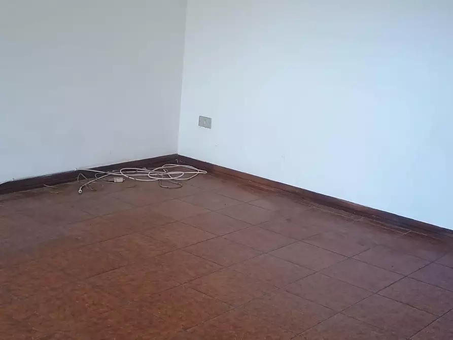 Immagine 6 di Appartamento in vendita  a Viareggio