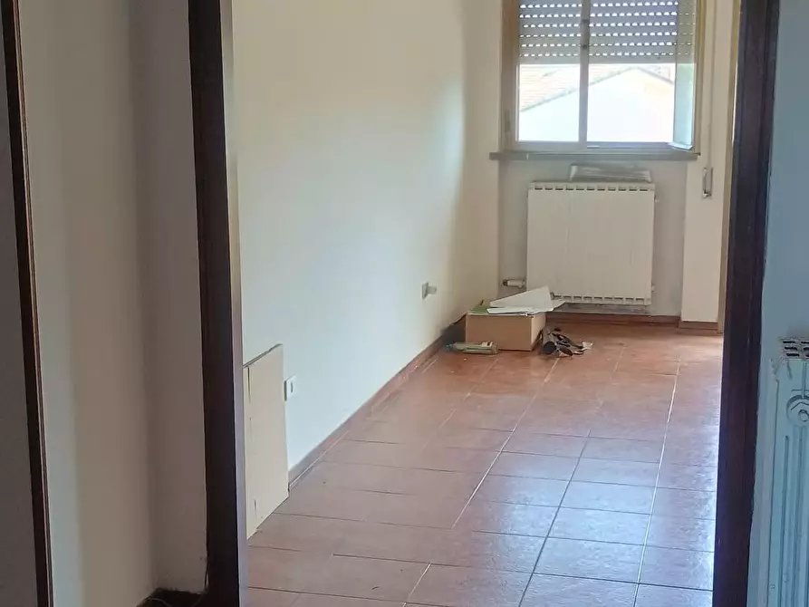 Immagine 9 di Appartamento in vendita  a Viareggio