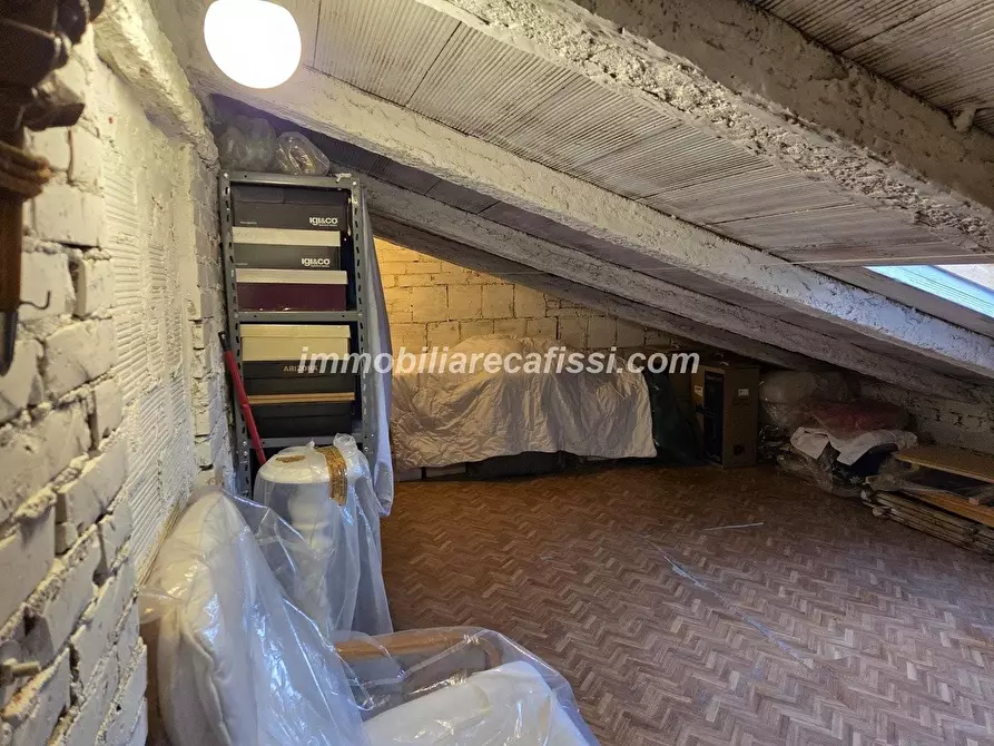 Immagine 18 di Appartamento in vendita  a Prato