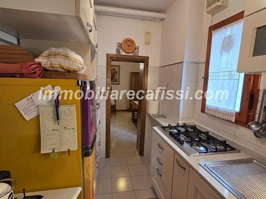 Immagine 10 di Appartamento in vendita  a Prato