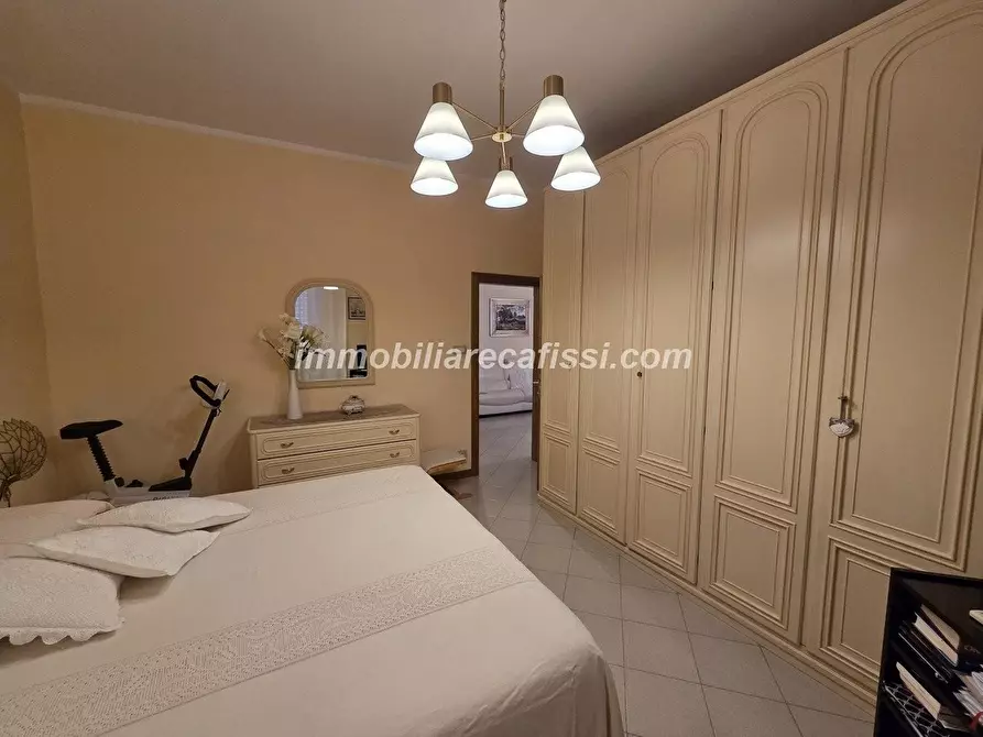 Immagine 13 di Appartamento in vendita  a Prato