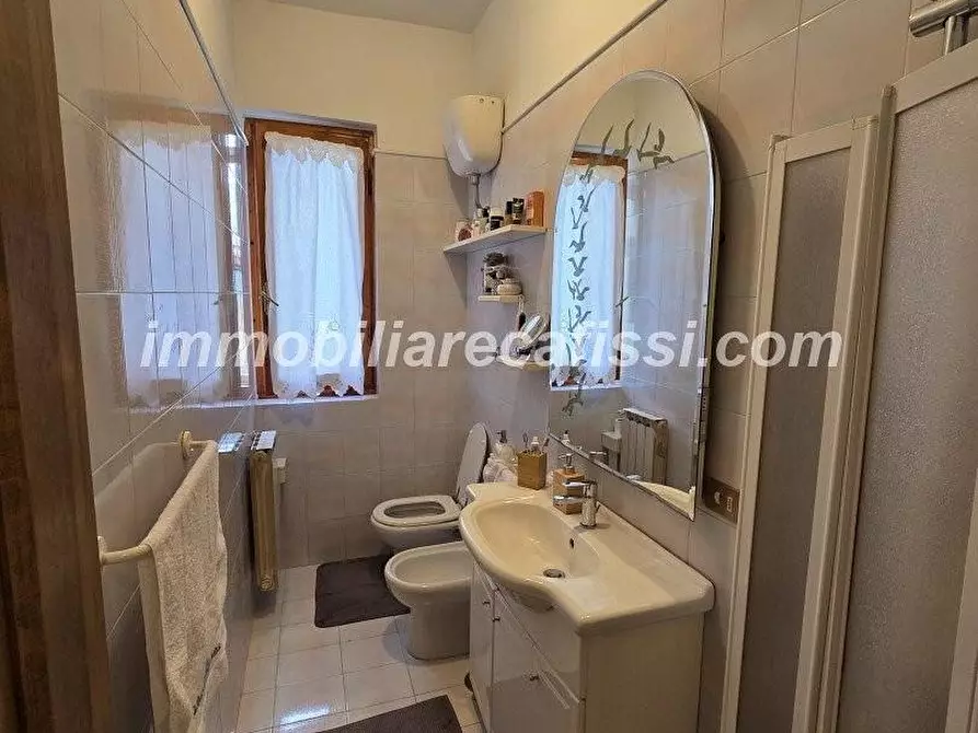 Immagine 17 di Appartamento in vendita  a Prato