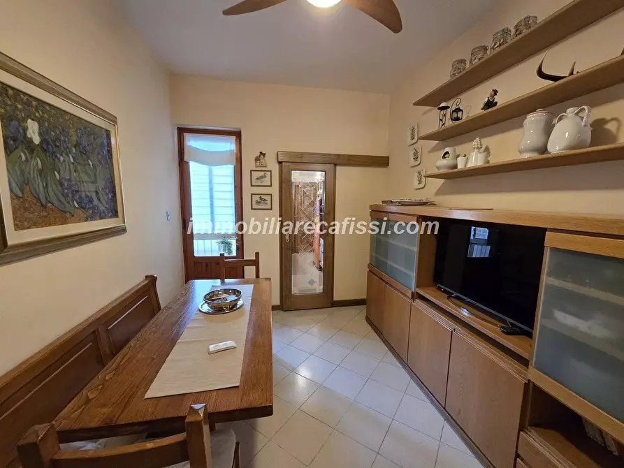 Immagine 8 di Appartamento in vendita  a Prato