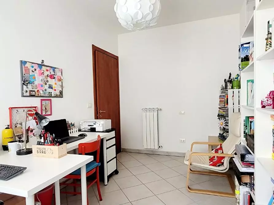 Immagine 11 di Appartamento in vendita  a Pisa