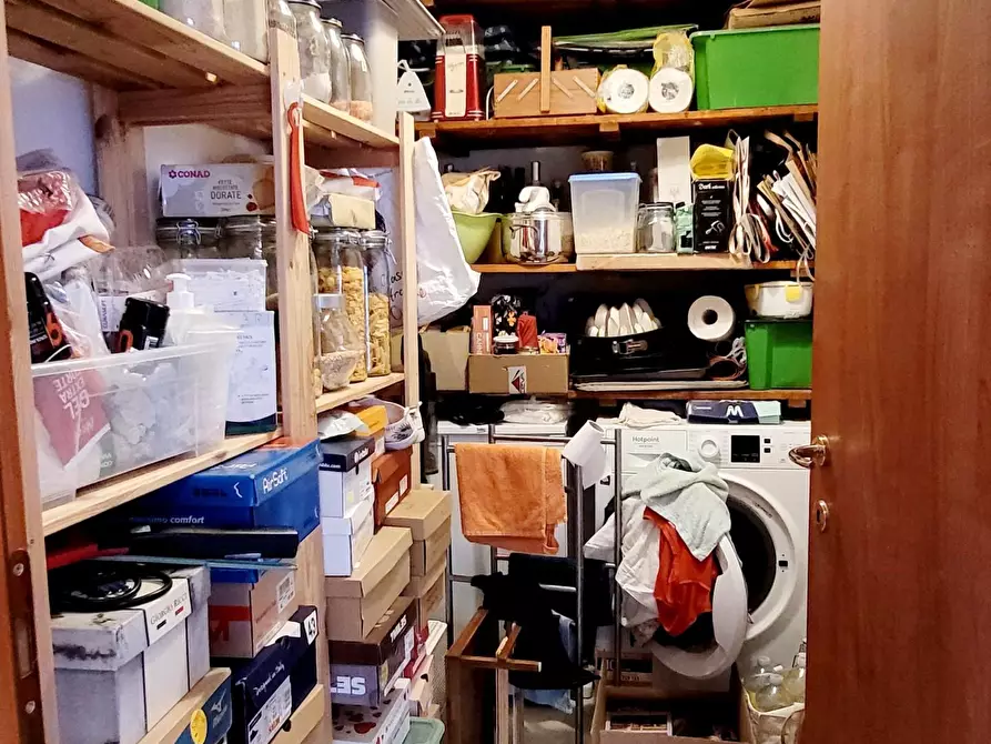 Immagine 18 di Appartamento in vendita  a Pisa