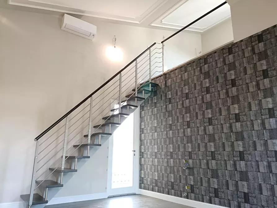 Immagine 16 di Mansarda in vendita  a Empoli