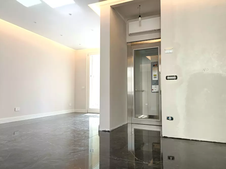 Immagine 11 di Mansarda in vendita  a Empoli