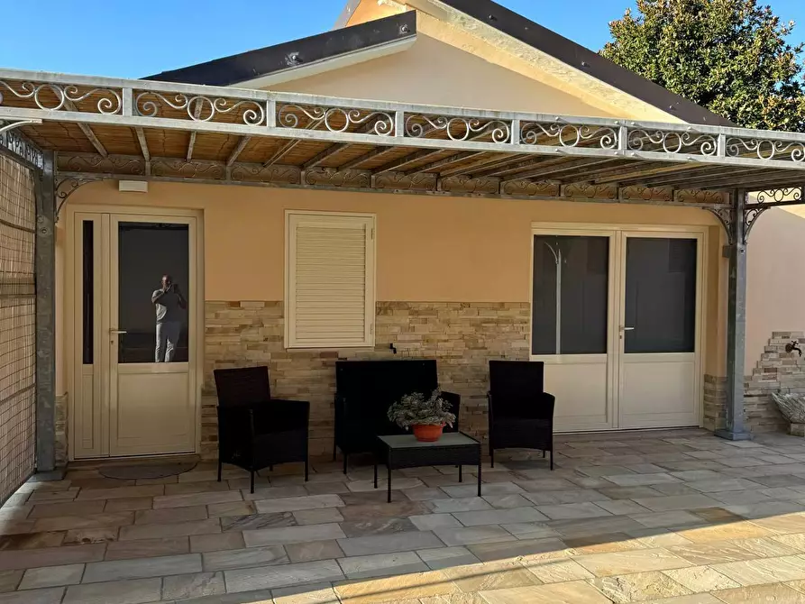 Immagine 29 di Villa in vendita  a Capannori