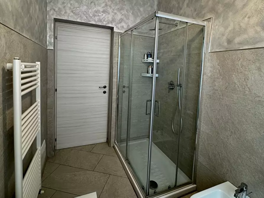 Immagine 53 di Villa in vendita  a Capannori