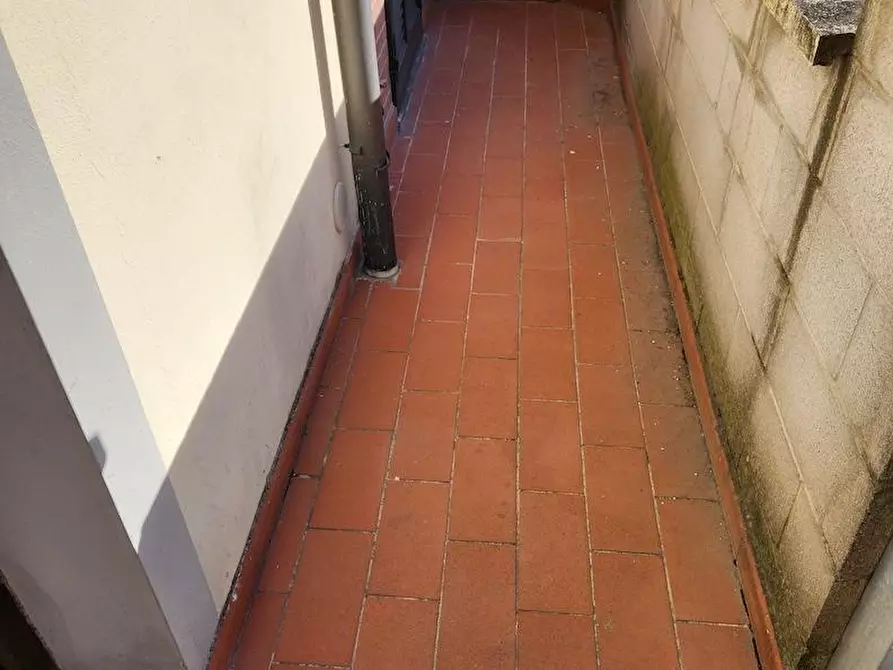 Immagine 2 di Appartamento in vendita  a Santa Maria A Monte