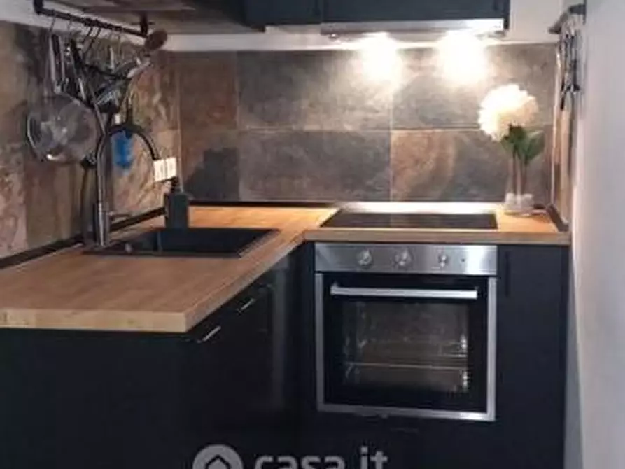 Immagine 3 di Appartamento in vendita  a Livorno