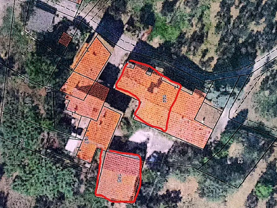 Immagine 34 di Casa colonica in vendita  a Vinci