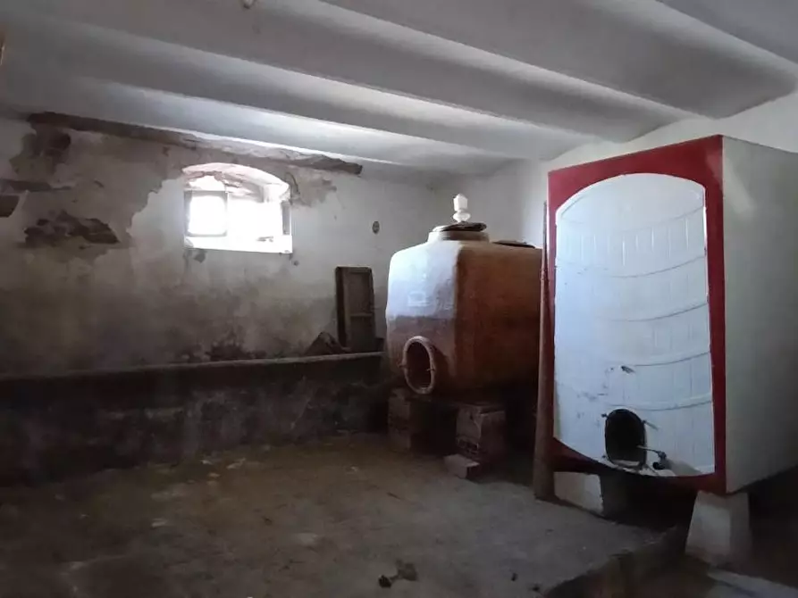 Immagine 5 di Casa colonica in vendita  a Vinci