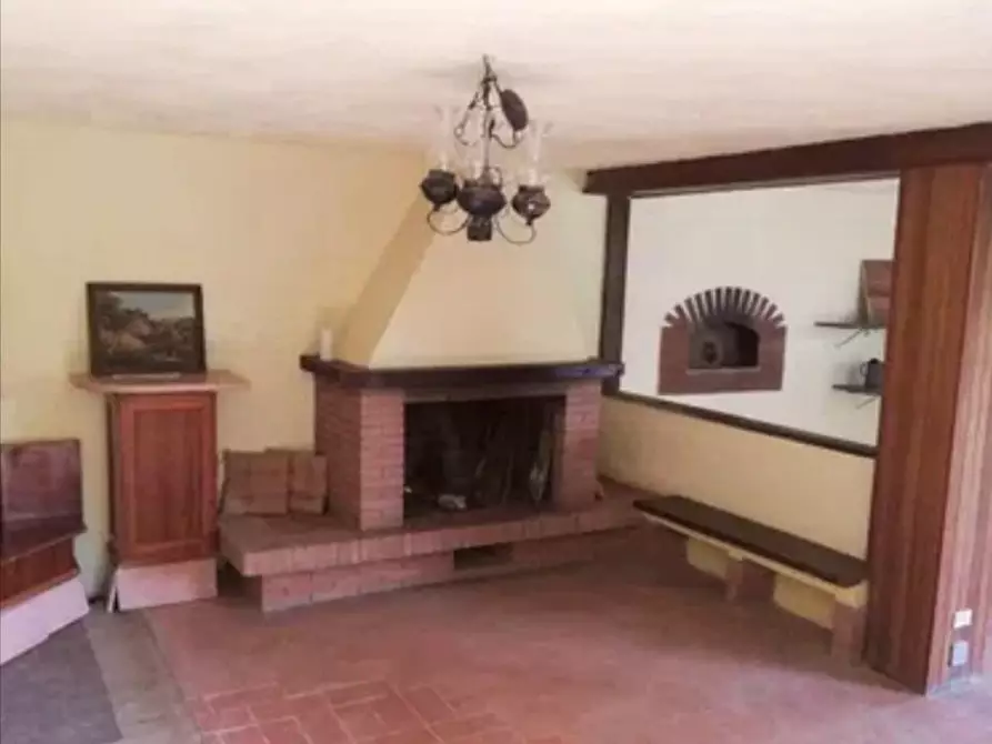 Immagine 24 di Casa indipendente in vendita  a Carrara