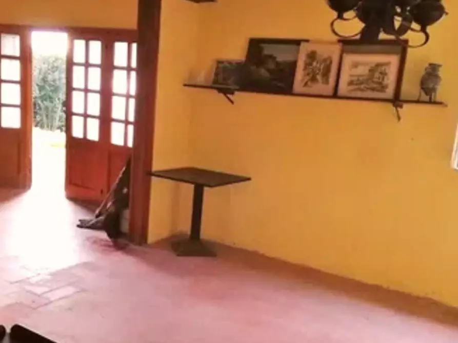 Immagine 18 di Casa indipendente in vendita  a Carrara