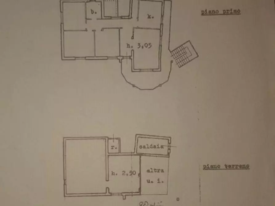 Immagine 25 di Casa indipendente in vendita  a Carrara