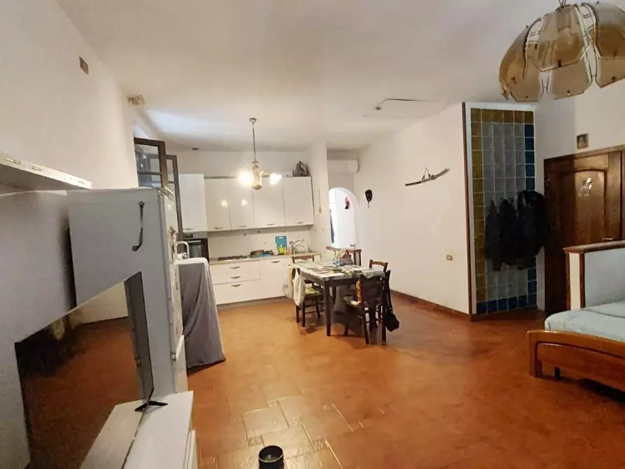 Immagine 5 di Appartamento in vendita  a Vicopisano