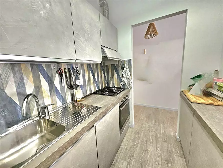 Immagine 7 di Appartamento in vendita  a Massa