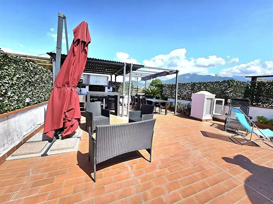 Immagine 19 di Appartamento in vendita  a Massa