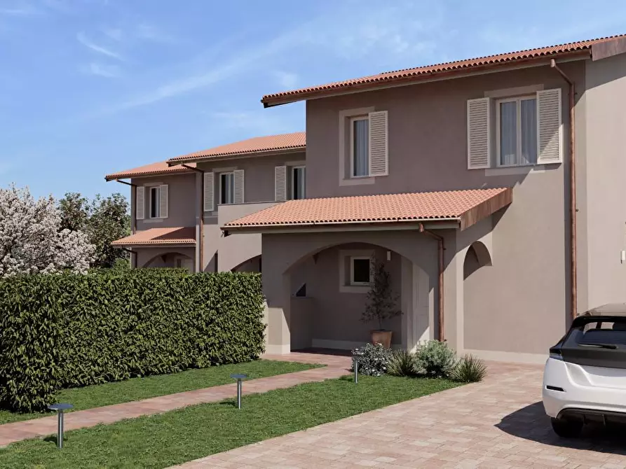 Immagine 1 di Villetta a schiera in vendita  a Pontedera