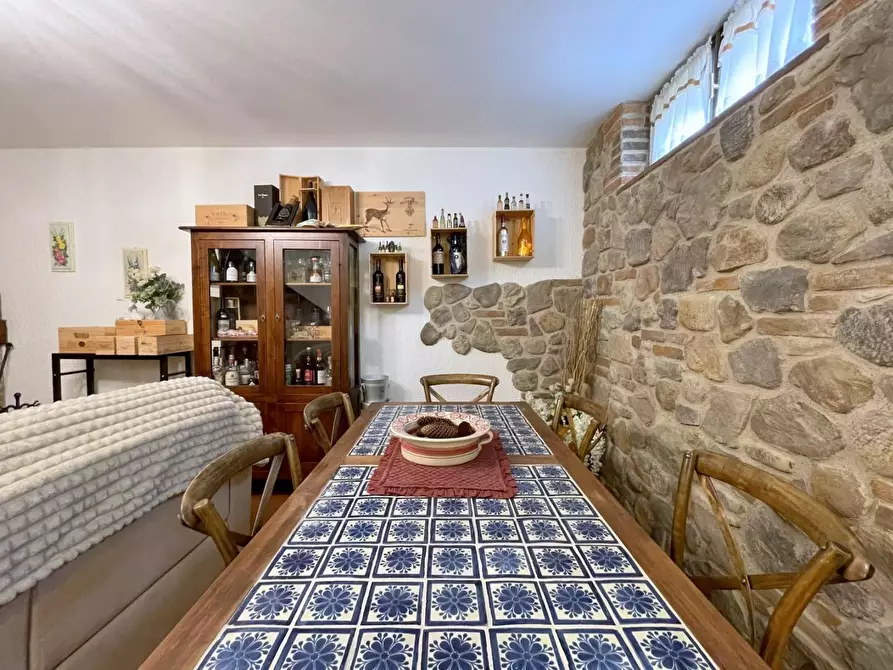 Immagine 23 di Casa trifamiliare in vendita  a Camaiore