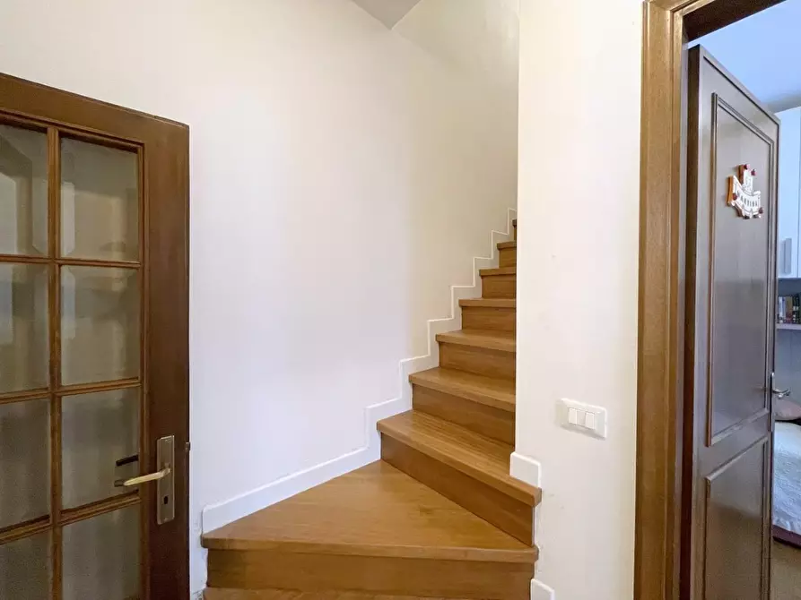 Immagine 44 di Casa trifamiliare in vendita  a Camaiore