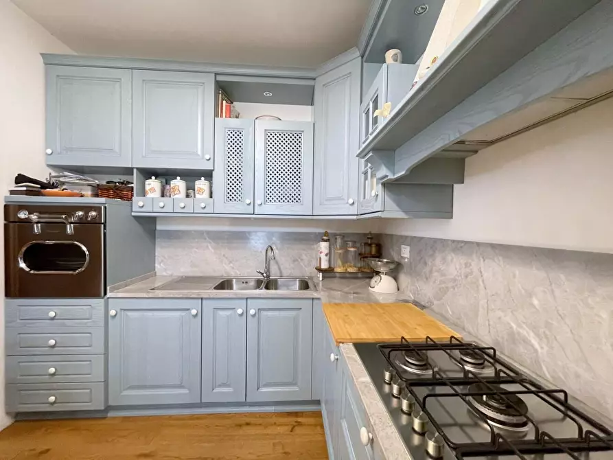 Immagine 16 di Casa trifamiliare in vendita  a Camaiore