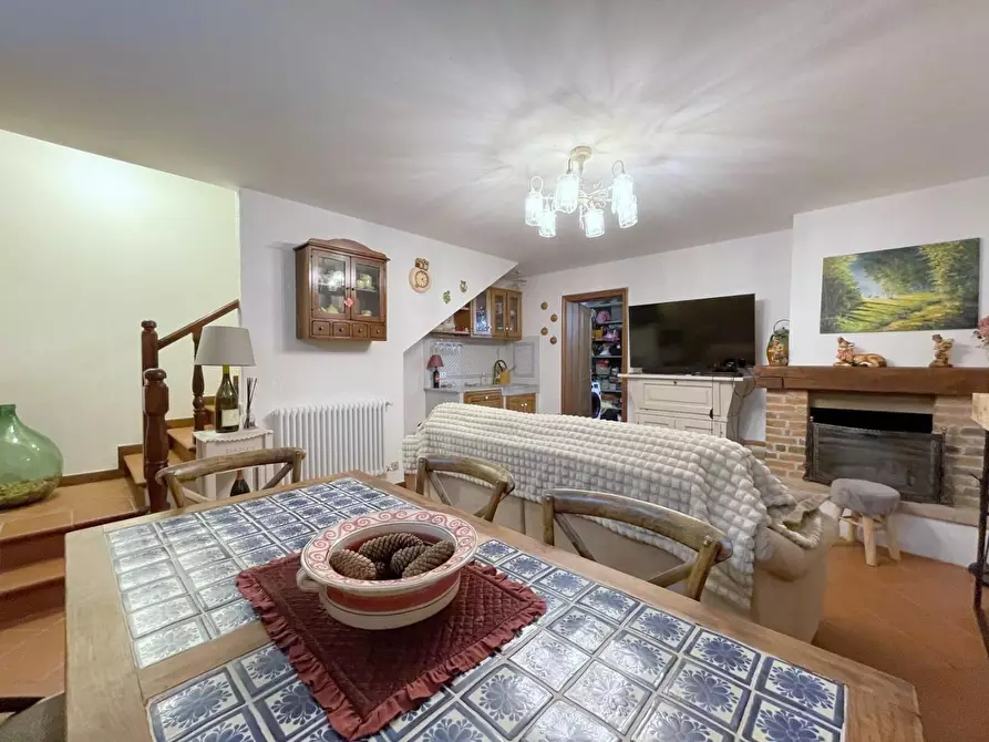 Immagine 24 di Casa trifamiliare in vendita  a Camaiore