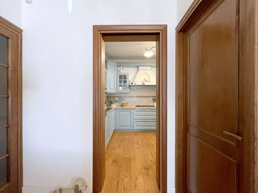 Immagine 12 di Casa trifamiliare in vendita  a Camaiore