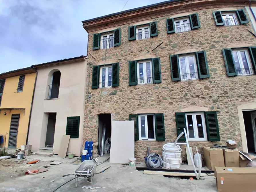 Immagine 1 di Appartamento in vendita  a Capannori