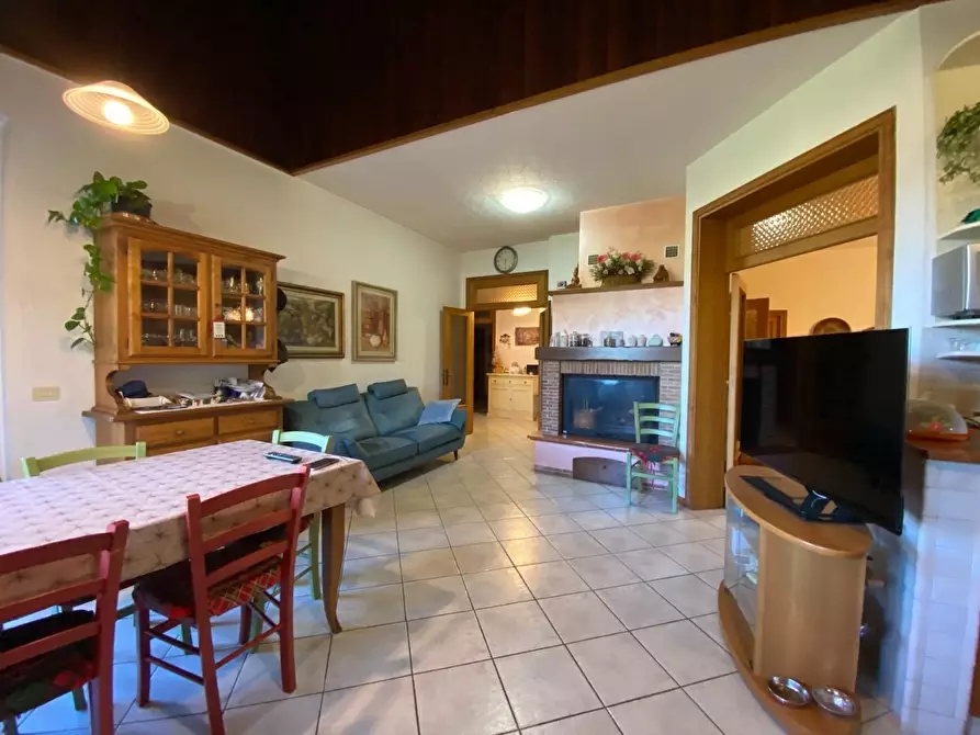 Immagine 11 di Casa indipendente in vendita  a Montelupo Fiorentino