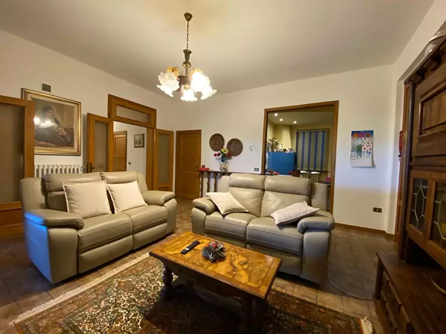 Immagine 15 di Casa indipendente in vendita  a Montelupo Fiorentino