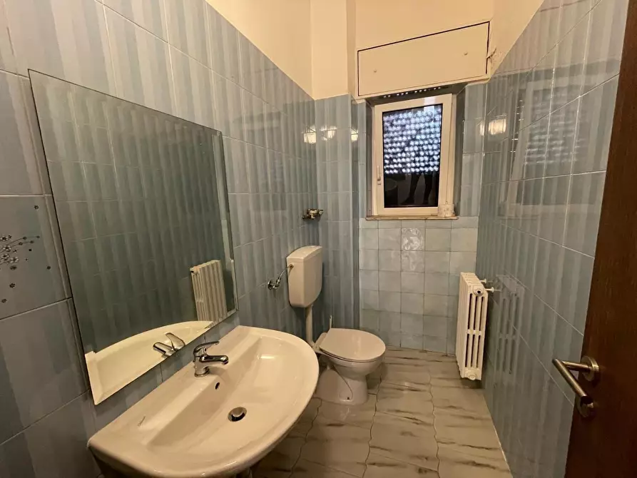 Immagine 9 di Appartamento in vendita  a Taranto