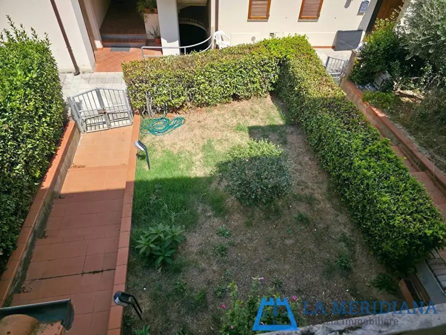 Immagine 15 di Terratetto in vendita  a Larciano