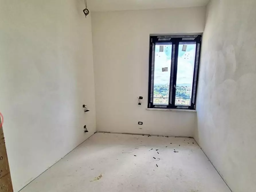 Immagine 5 di Appartamento in vendita  a Siena