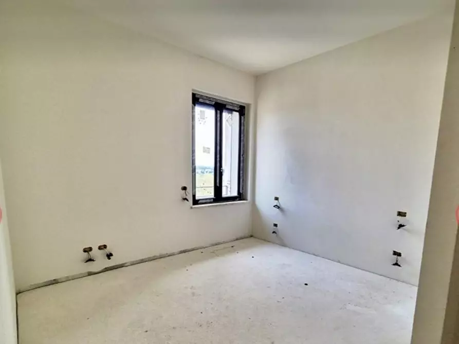 Immagine 10 di Appartamento in vendita  a Siena