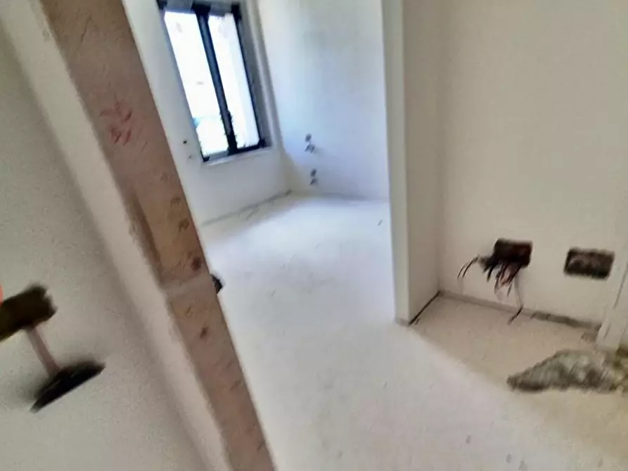 Immagine 2 di Appartamento in vendita  a Siena