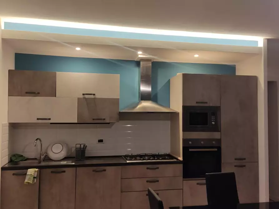 Immagine 7 di Appartamento in vendita  a Lucca