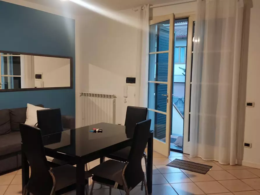 Immagine 9 di Appartamento in vendita  a Lucca