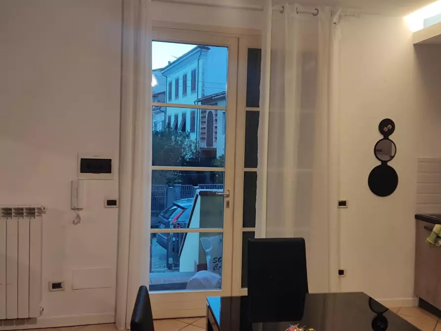Immagine 16 di Appartamento in vendita  a Lucca