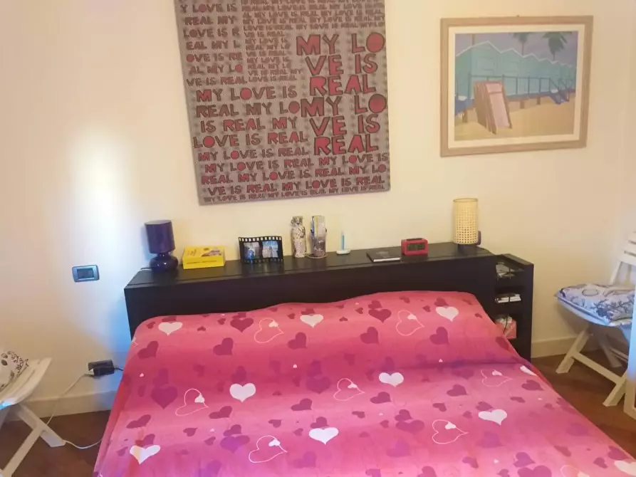 Immagine 26 di Villetta a schiera in vendita  a Massa