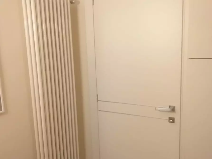 Immagine 5 di Villetta a schiera in vendita  a Massa