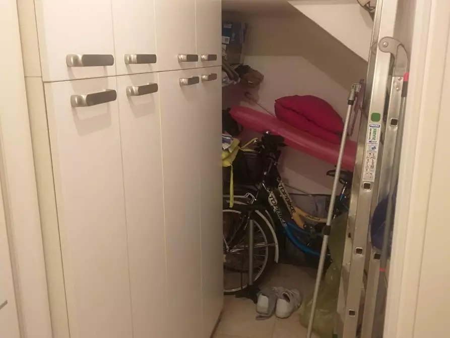 Immagine 2 di Villetta a schiera in vendita  a Massa