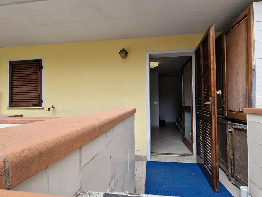 Immagine 3 di Appartamento in vendita  a Carrara