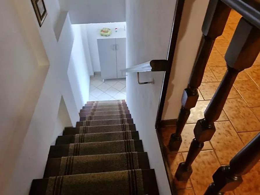 Immagine 18 di Appartamento in vendita  a Carrara