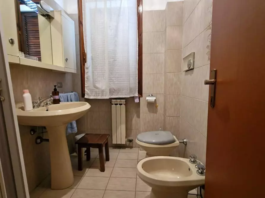 Immagine 19 di Appartamento in vendita  a Carrara