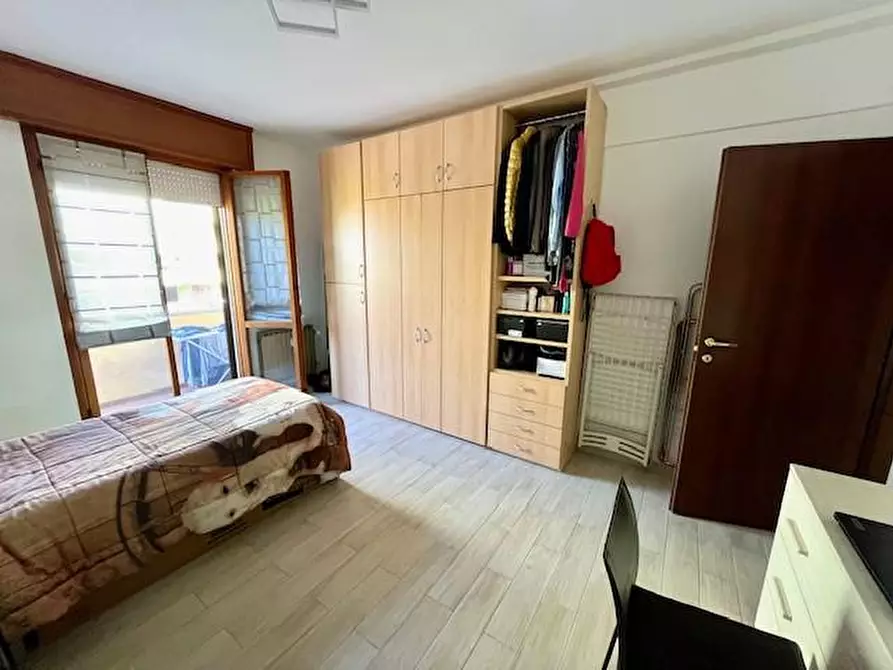 Immagine 13 di Appartamento in vendita  a Pisa