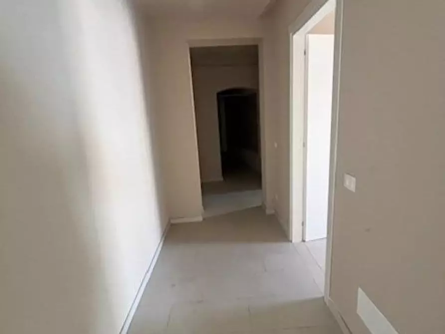 Immagine 9 di Porzione di casa in vendita  a Sarzana