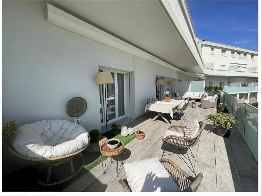 Immagine 10 di Appartamento in vendita  a Pisa